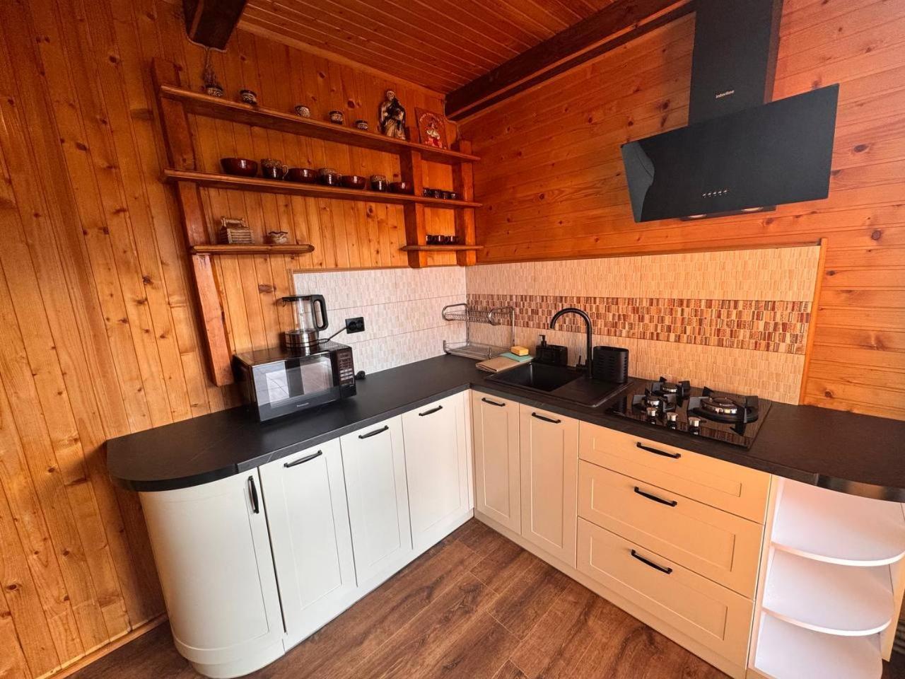 Kozarik * Mykulychyn